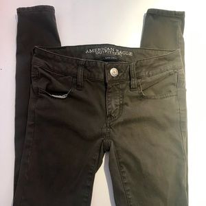 Army green American eagle jeggings